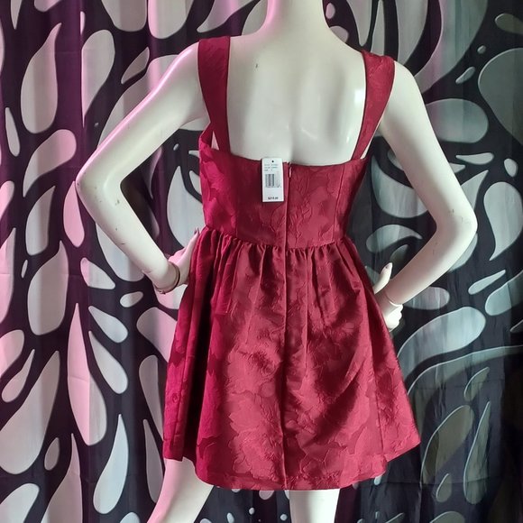 NWT Sachin & Babi Cherry Red Gail Formal Floral Jacquard Midi Dress - Picture 6 of 9